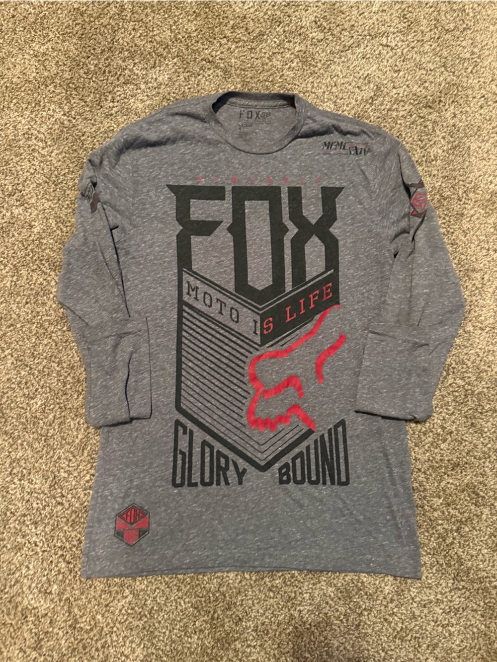 Fox Long Sleeve Shirt in Heather Gray with Red Accent